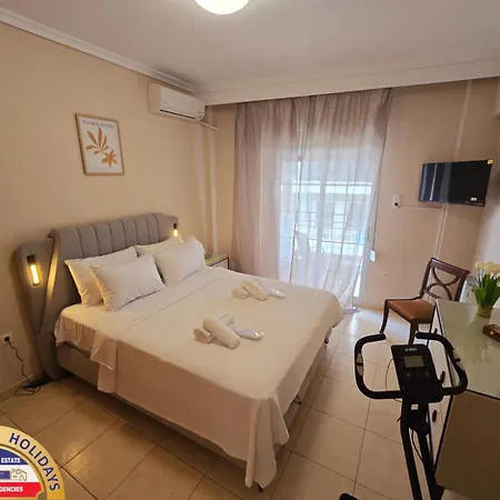 Polys Homes Lägenhet *