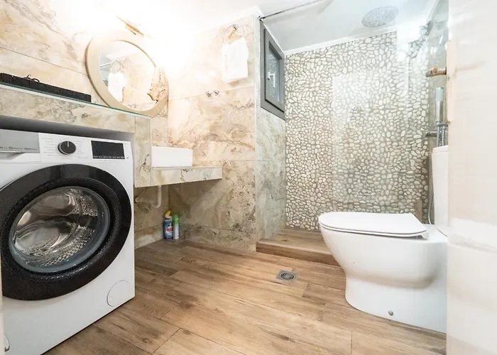 Polys Homes Cavala
